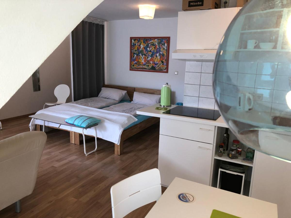 Studio Ochsenfurt Mit Sonnigem Balkon Extérieur photo